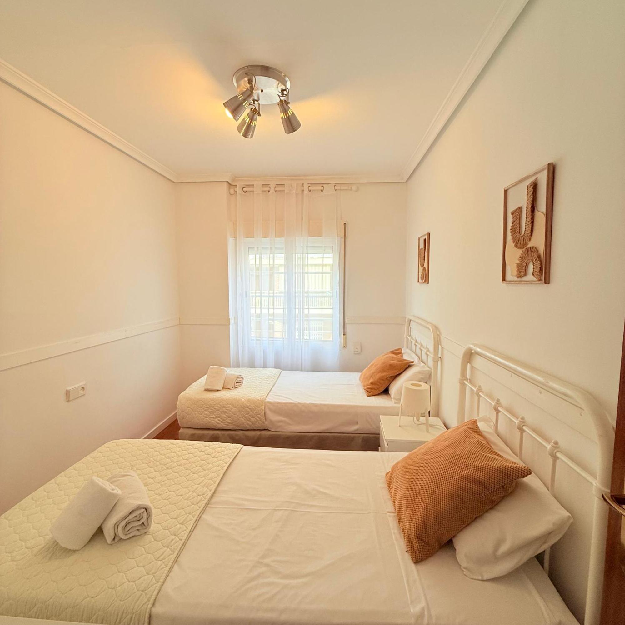 Travel Habitat Mestalla Valensiya Dış mekan fotoğraf